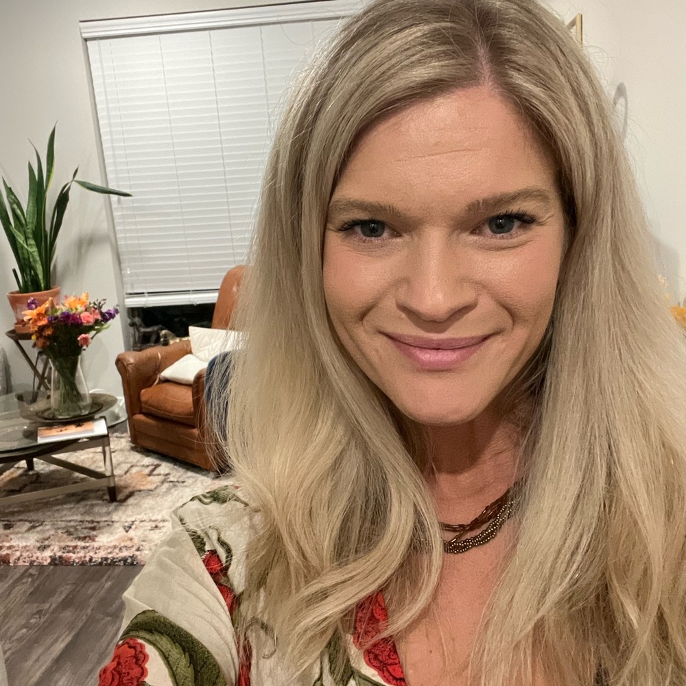 Meet your Posher, Britta